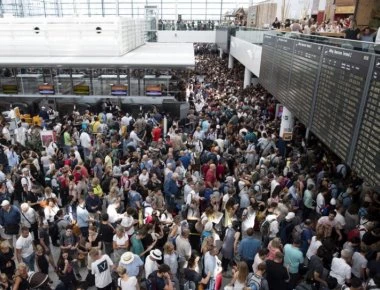 Πανικός στο αεροδρόμιο Μονάχου: Terminal εκκενώθηκε λόγω αστυνομικής επιχείρησης (βίντεο)